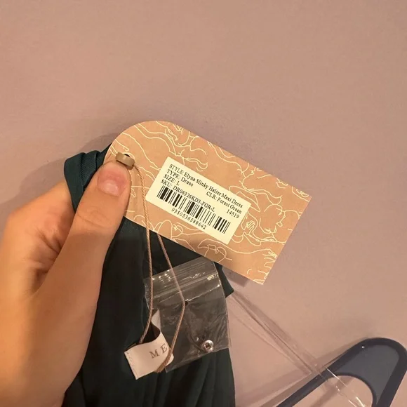 NWT MESHKI Elyna
Slinky Halter Maxi Dress - Forest Green - Picture 7 of 9